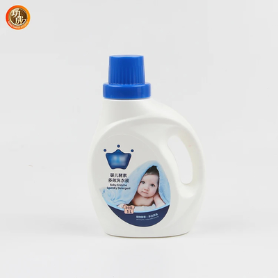 Botella de detergente para ropa en PE con forma concentrada para limpieza profesional